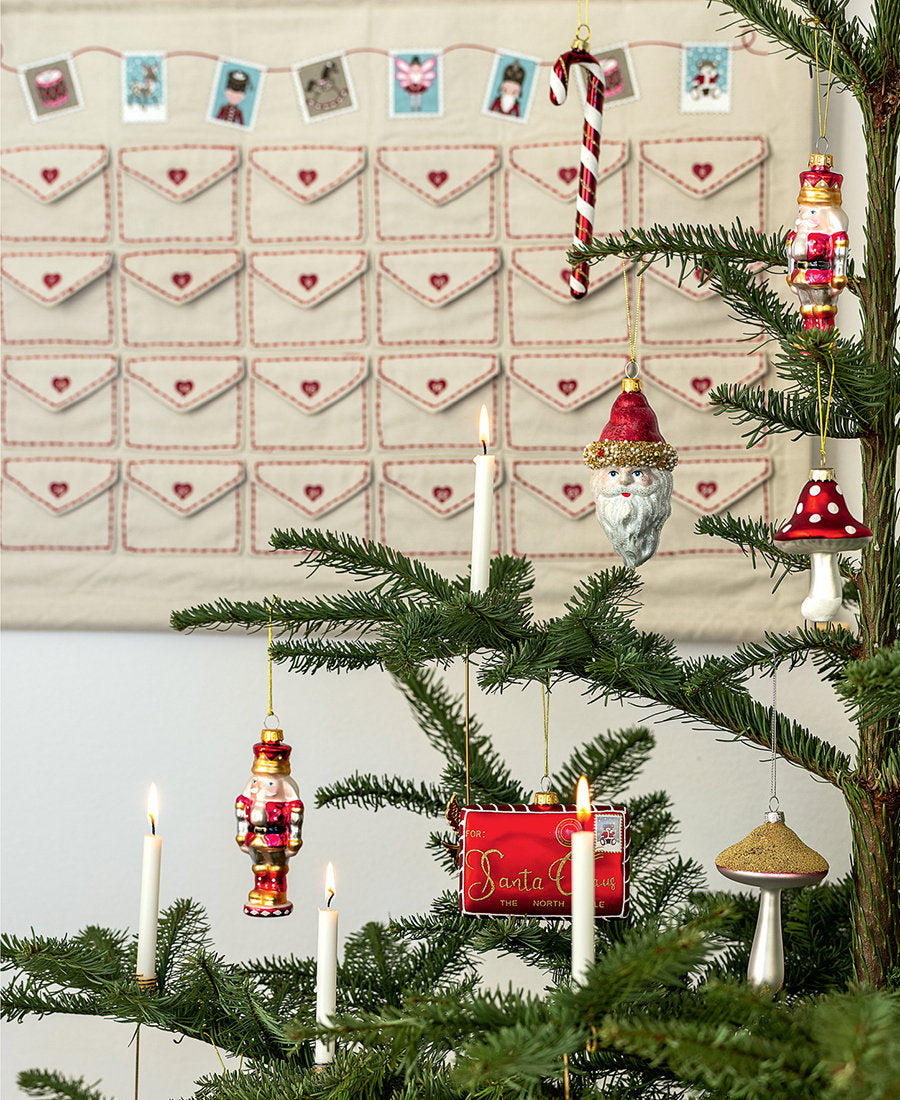 S_XMAORNGMNUC1006_2